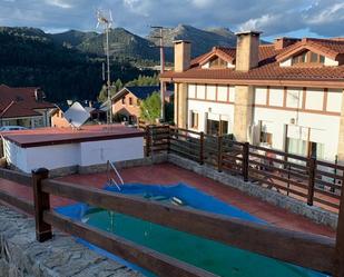 Piscina de Casa adosada en venda en Guriezo amb Piscina i Balcó