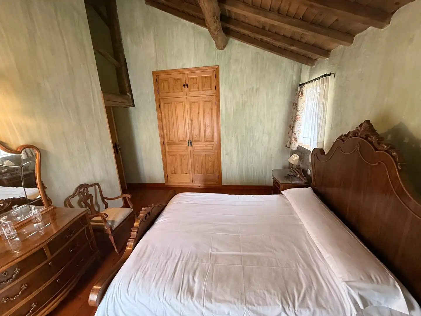 Habitación de Casa adosada en venta en La Torre con Calefacción, Jardín privado y Terraza