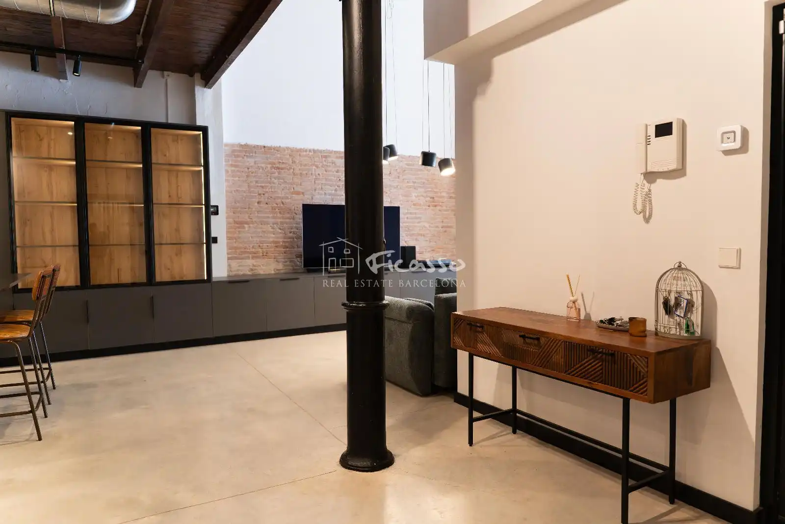 Sala d'estar de Dúplex de lloguer en Barcelona amb Aire condicionat, Calefacció i Terrassa