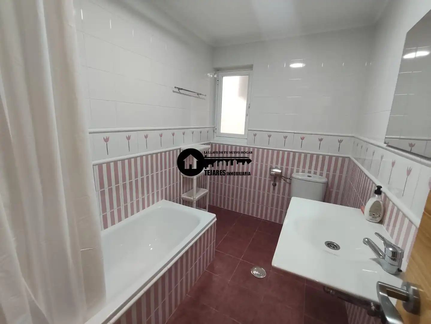 Badezimmer von Wohnung zur Miete in Albacete mit Klimaanlage, Heizung und Möbliert