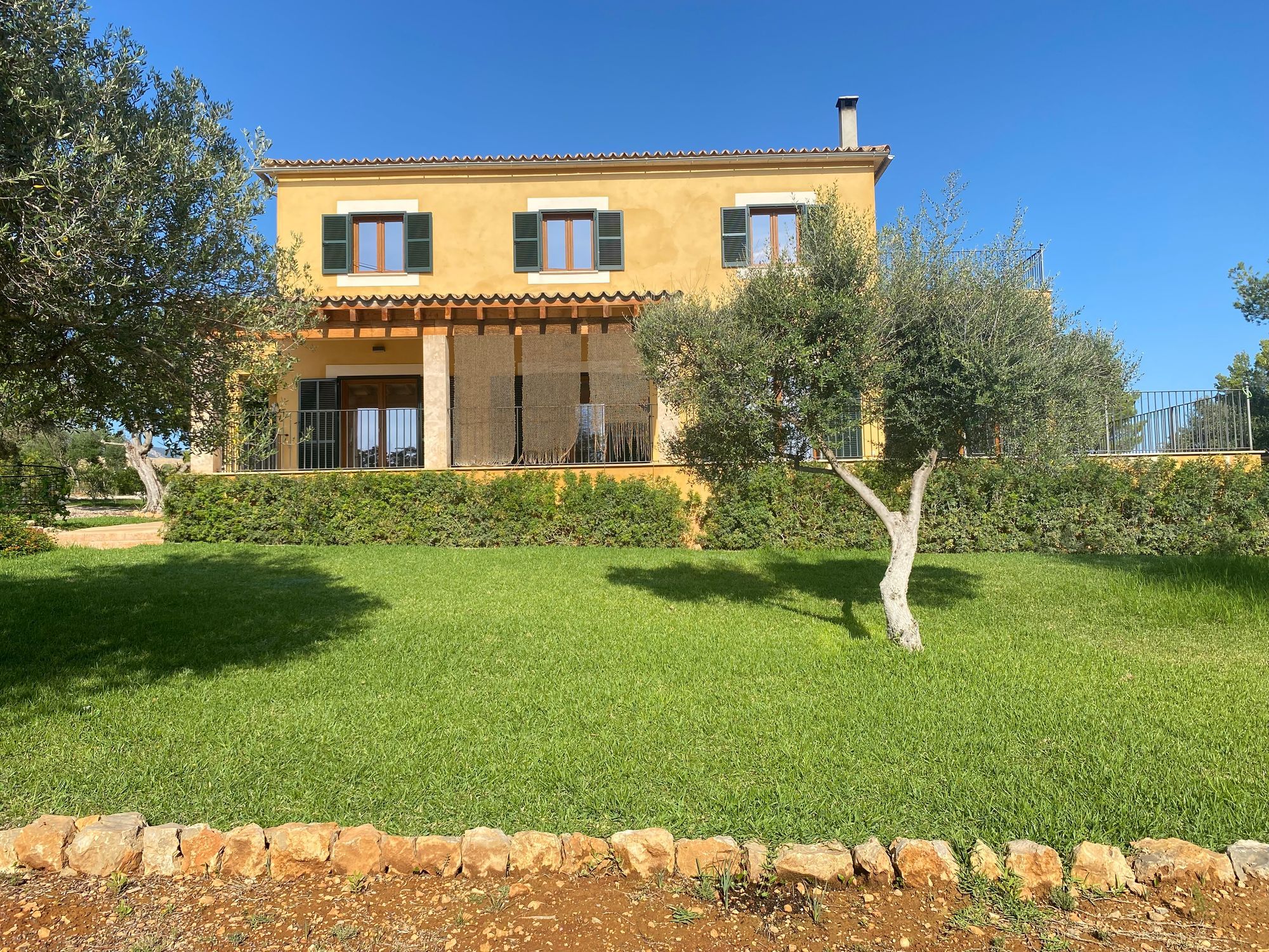 Vista exterior de Casa o xalet de lloguer en  Palma de Mallorca amb Terrassa i Balcó