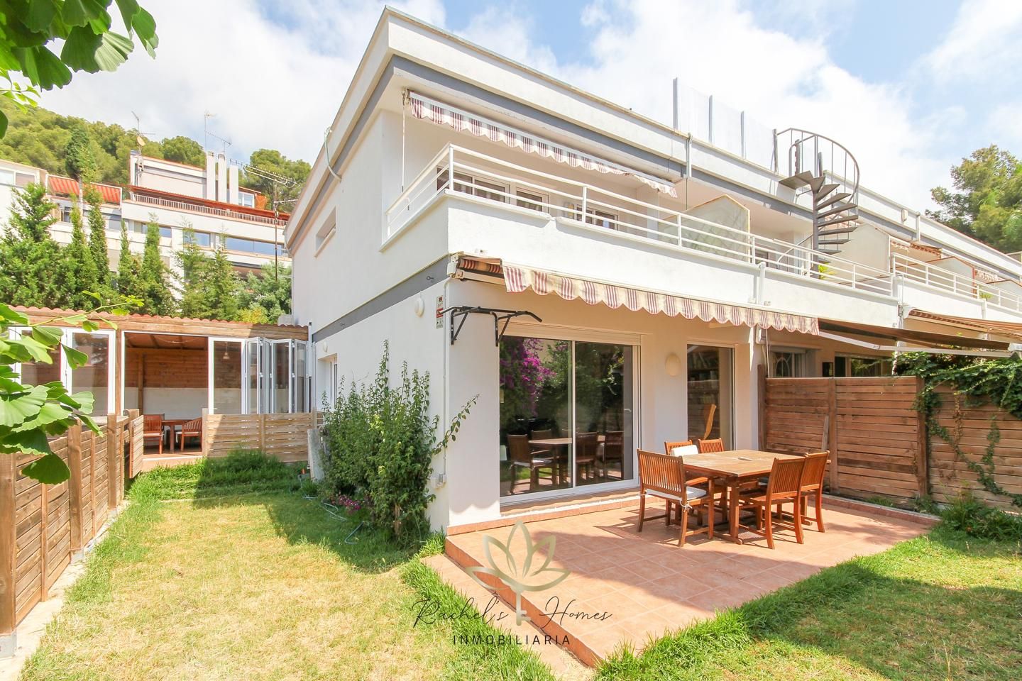 Single-family semi-detached for sale in Les Botigues de Sitges