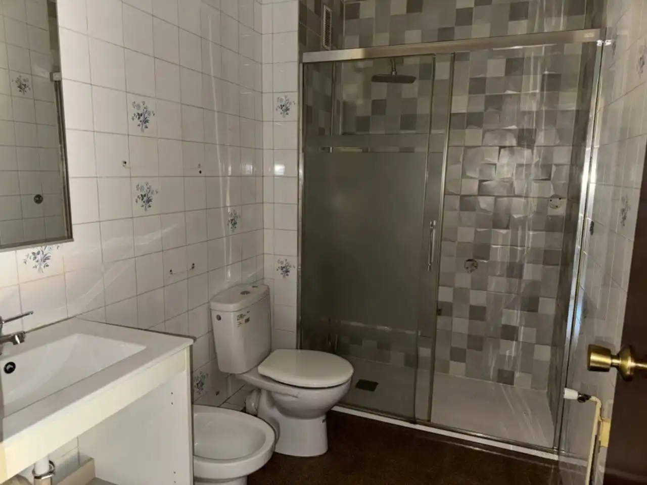 Badezimmer von Wohnung zum Verkauf in Mollet del Vallès mit Klimaanlage, Heizung und Terrasse
