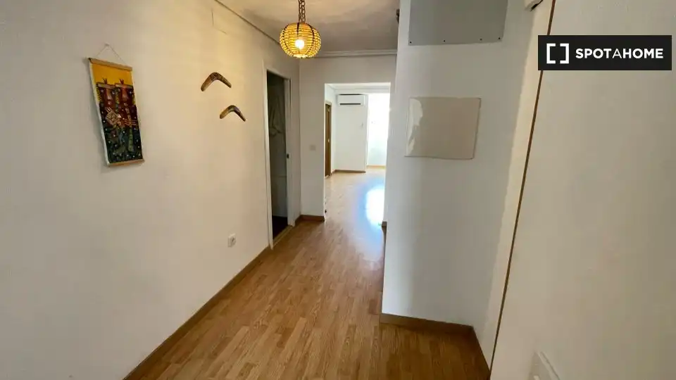Flat with terrace to rent in Extramurs, imagen 5