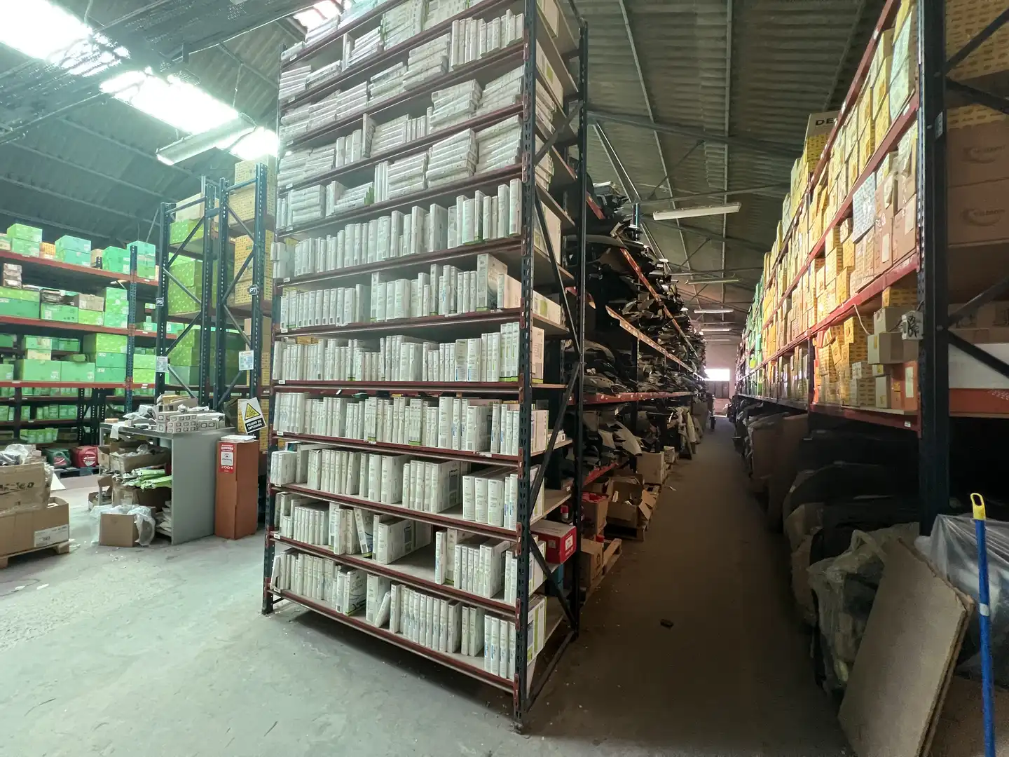 Fabrikhallen zum Verkauf in Torrejón de Ardoz