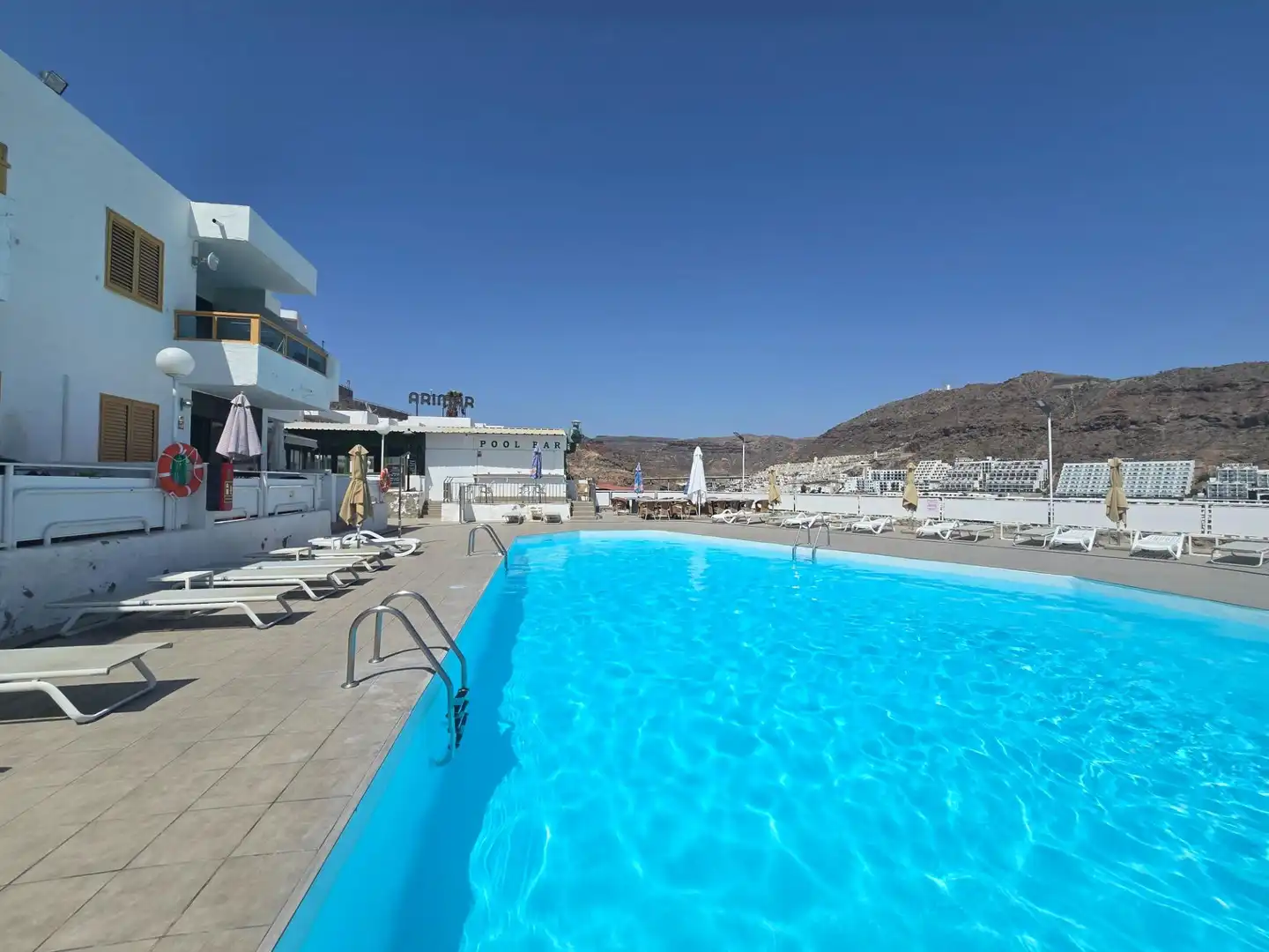 Piscina de Apartamento de alquiler en Mogán con Aire acondicionado, Terraza y Amueblado