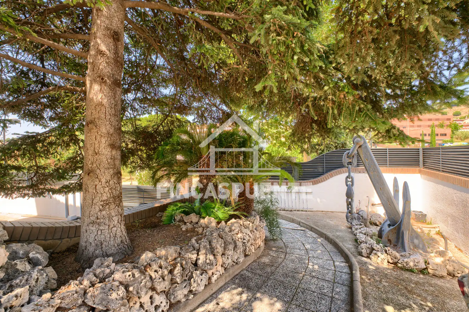 Vista exterior de Casa o chalet en venta en Tiana con Jardín privado, Terraza y Piscina