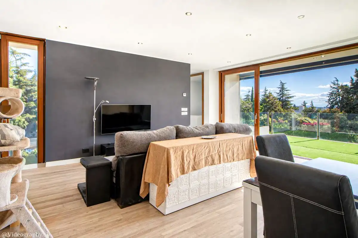 Detached house with terrace for sale in Calle Castillo de Berlanga, imagen 17