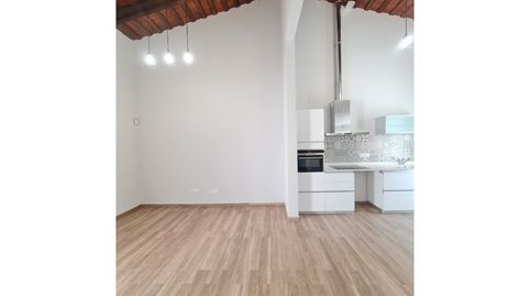 Foto 2 de Piso de alquiler en Eixample Sud – Migdia, Girona Capital