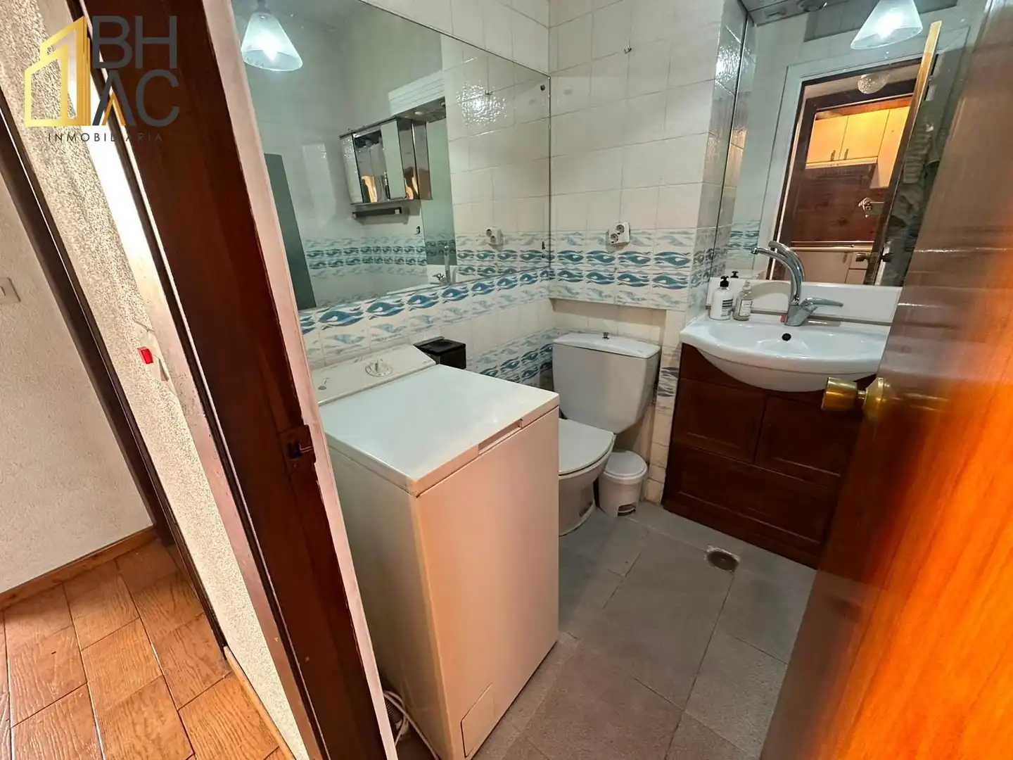 Bathroom of Flat for sale in El Soto de la Moraleja