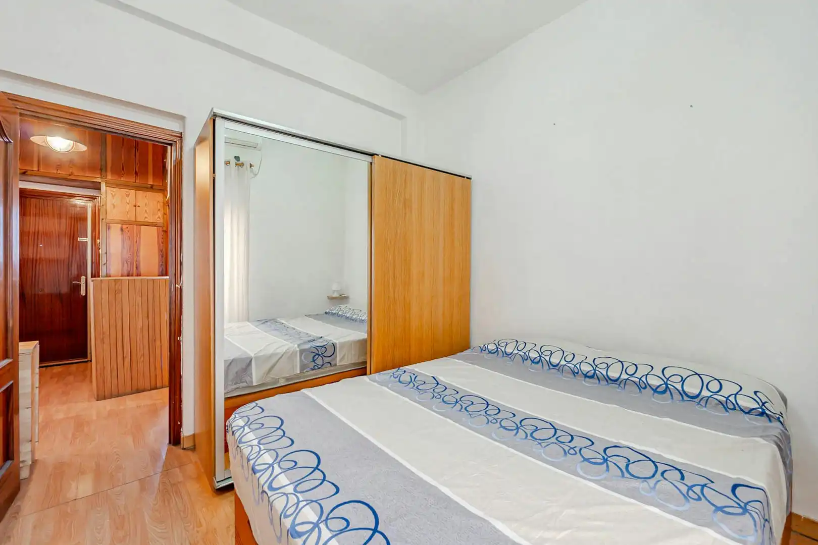 Bedroom of Flat for rent in Madrid  with Air Conditioner, Heating and Furnished