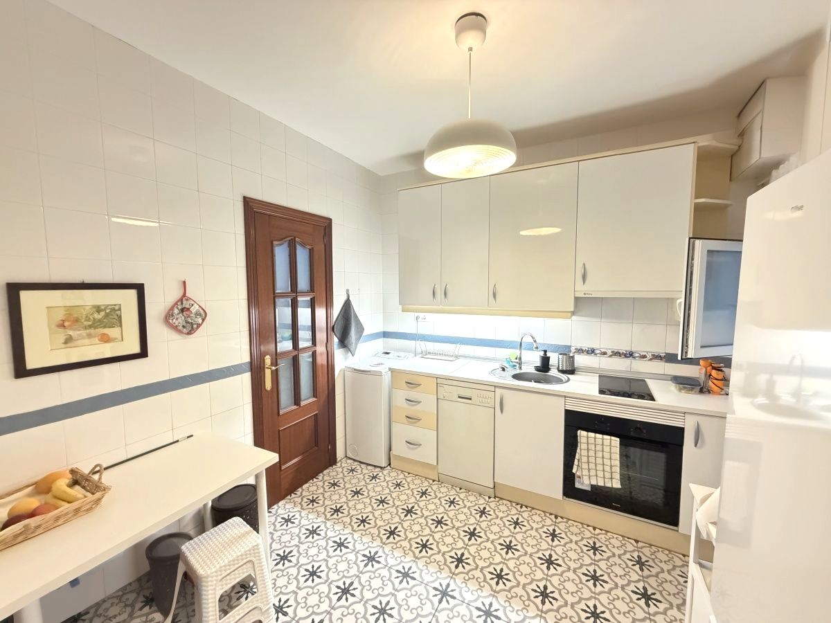 Kitchen of Flat for sale in Alcalá de Henares