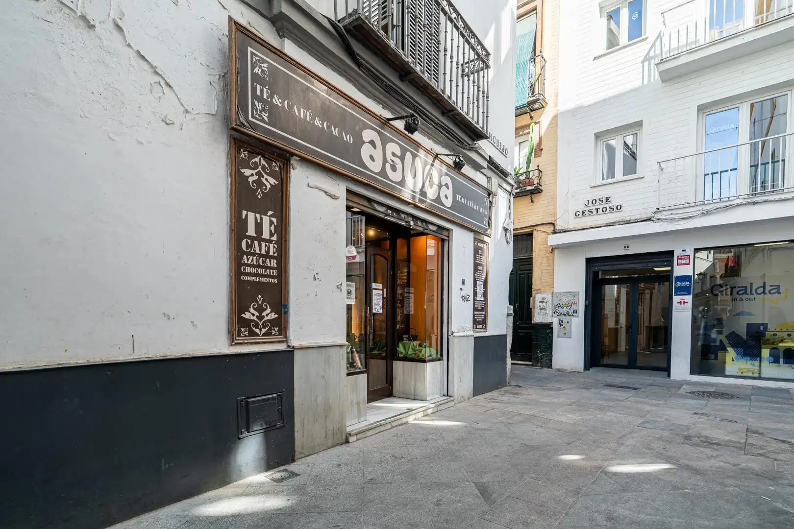 Geschaftsraum zur Miete in Casco Antiguo