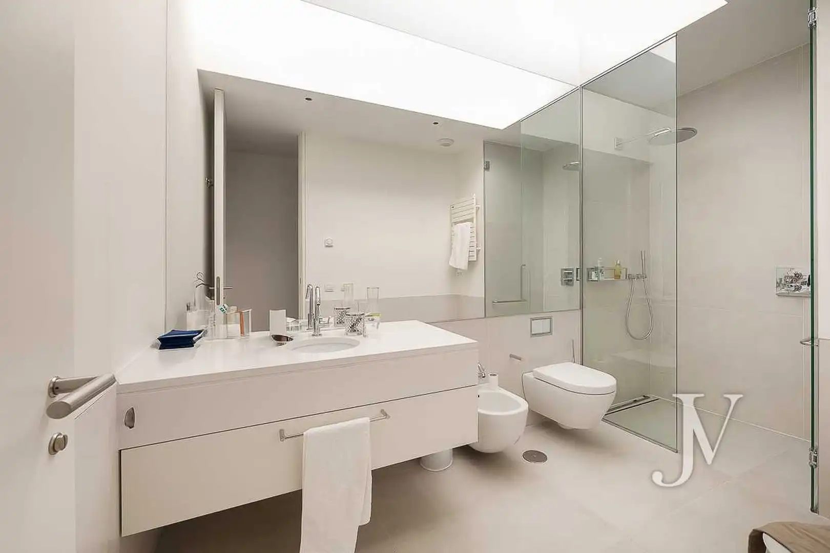 Baño de Casa o chalet en venta en Madrid con Aire acondicionado, Calefacción y Jardín privado