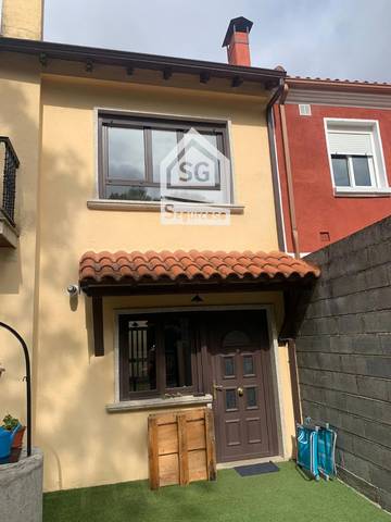 Casa-chalet en Venta en Baños de Molgas
