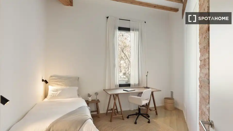 Flat with terrace to rent in Sant Martí, imagen 18