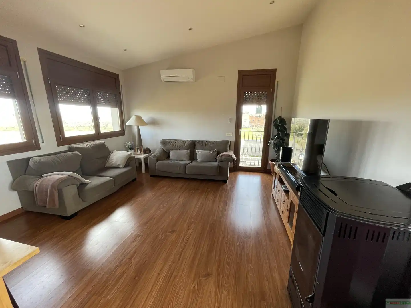 Sala de estar de Casa o chalet en venta en El Poal con Parquet, Trastero y Balcón