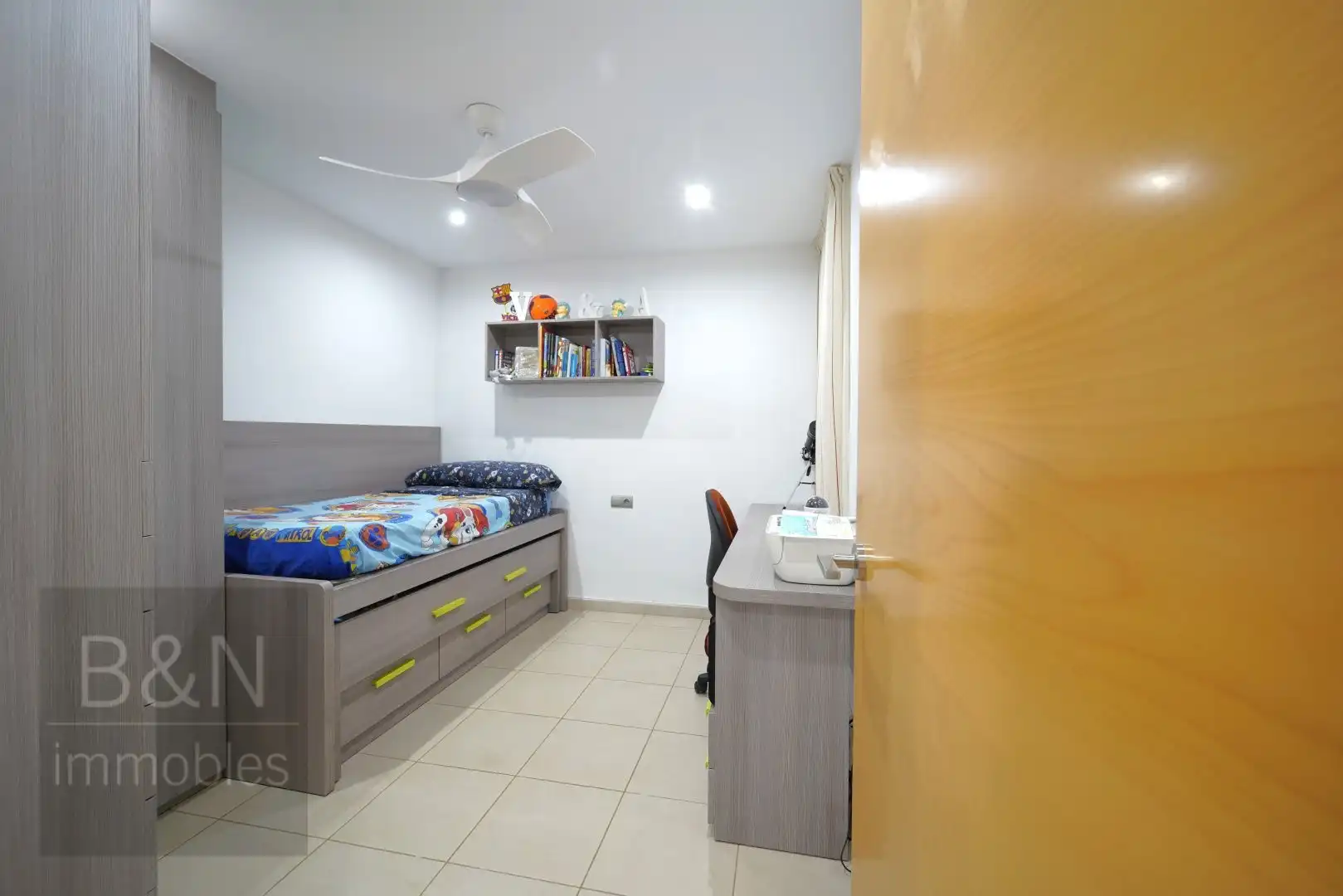 Habitación de Piso en venta en Terrassa con Calefacción, Terraza y Balcón