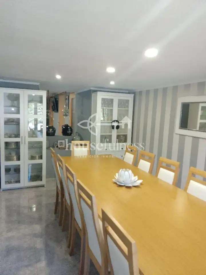 Menjador de Casa o xalet en venda en Ferrol amb Calefacció, Jardí privat i Terrassa