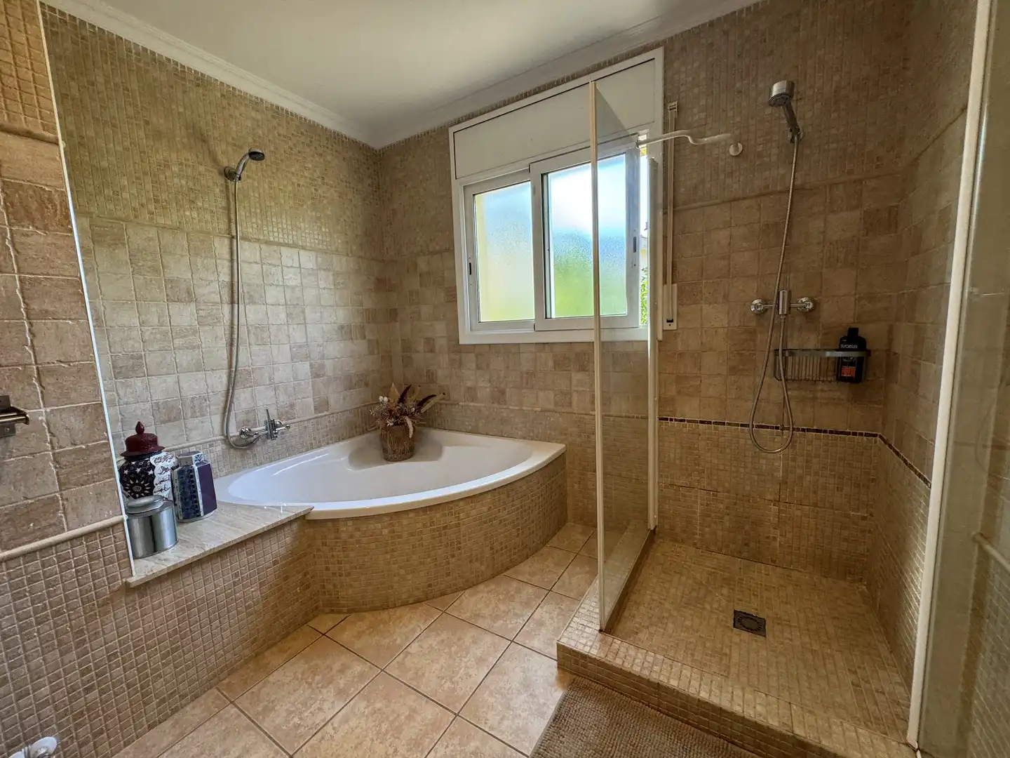 Bany de Casa o xalet en venda en Santa Cristina d'Aro amb Calefacció, Jardí privat i Terrassa