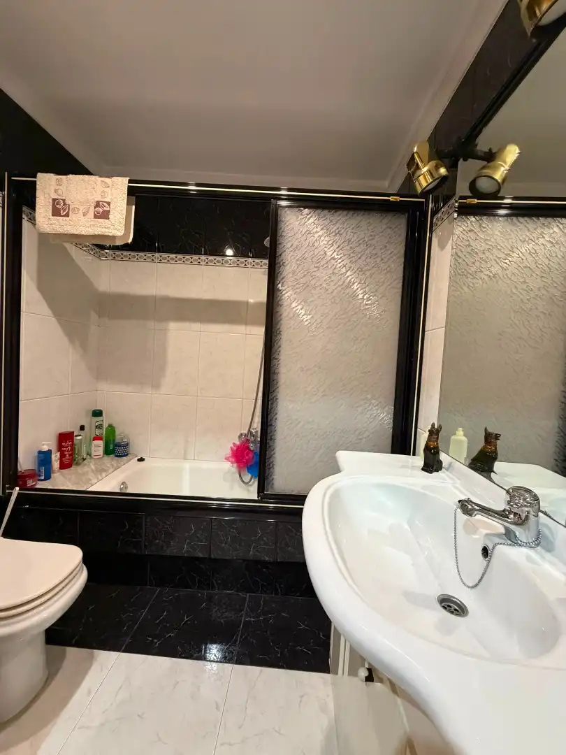 Baño de Piso en venta en Burjassot con Aire acondicionado y Balcón