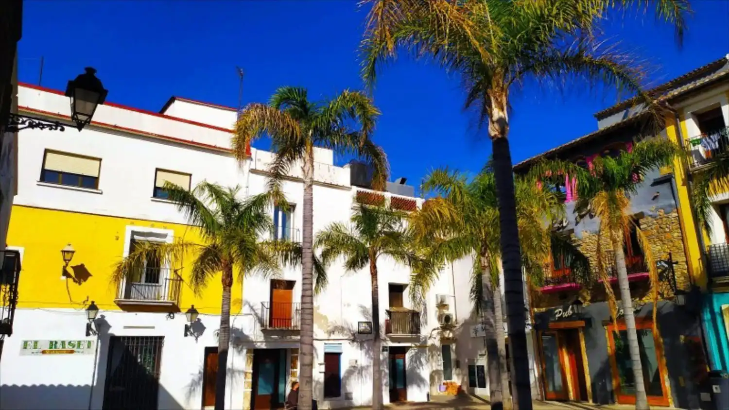 Houses for sale in El Puerto