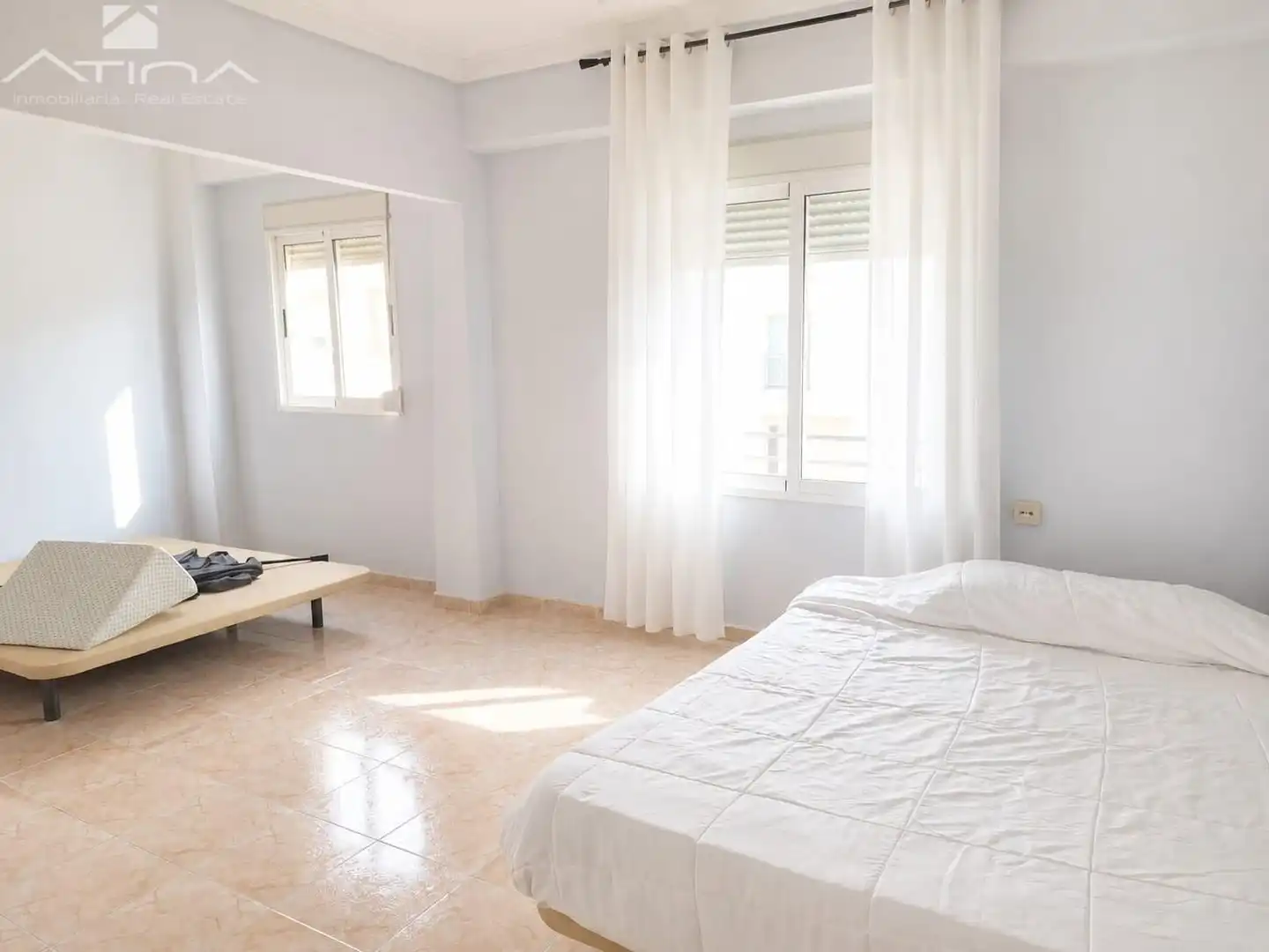 Habitación de Piso en venta en Gandia con Parquet