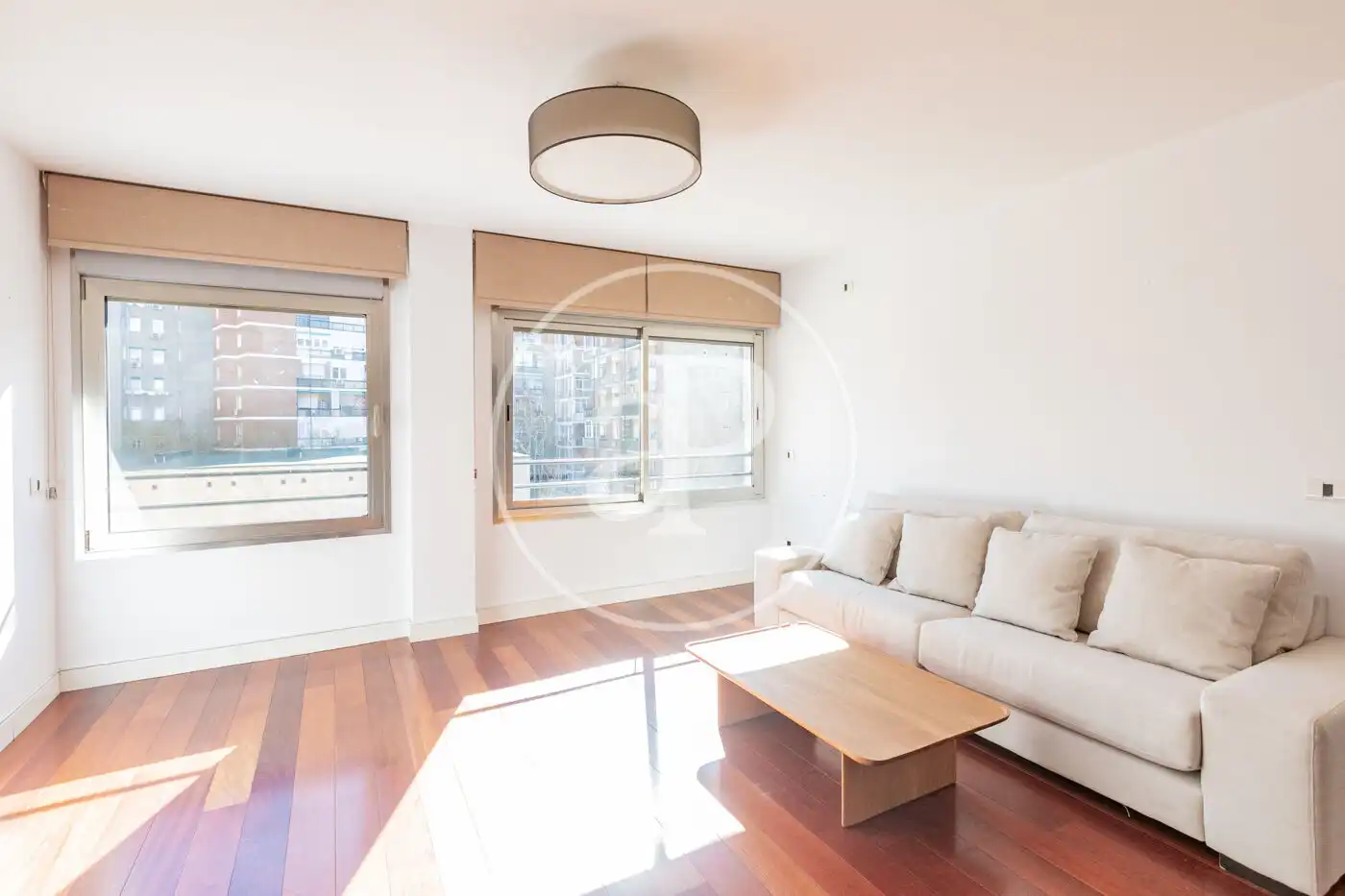 Wohnzimmer von Wohnung zum Verkauf in Madrid mit Klimaanlage, Heizung und Gemeinschaftspool
