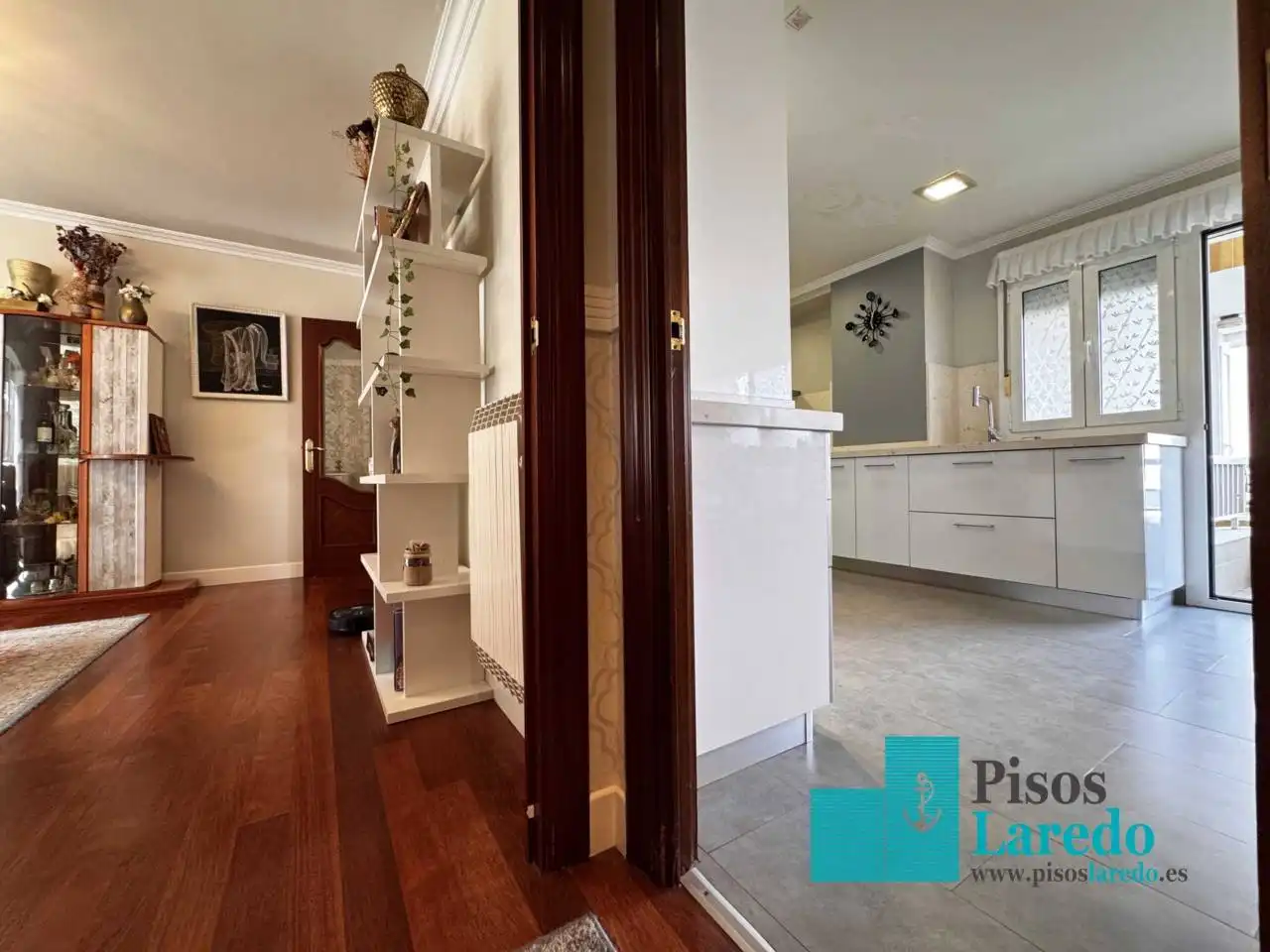 Pis en venda en Laredo amb Calefacció, Terrassa i Balcó