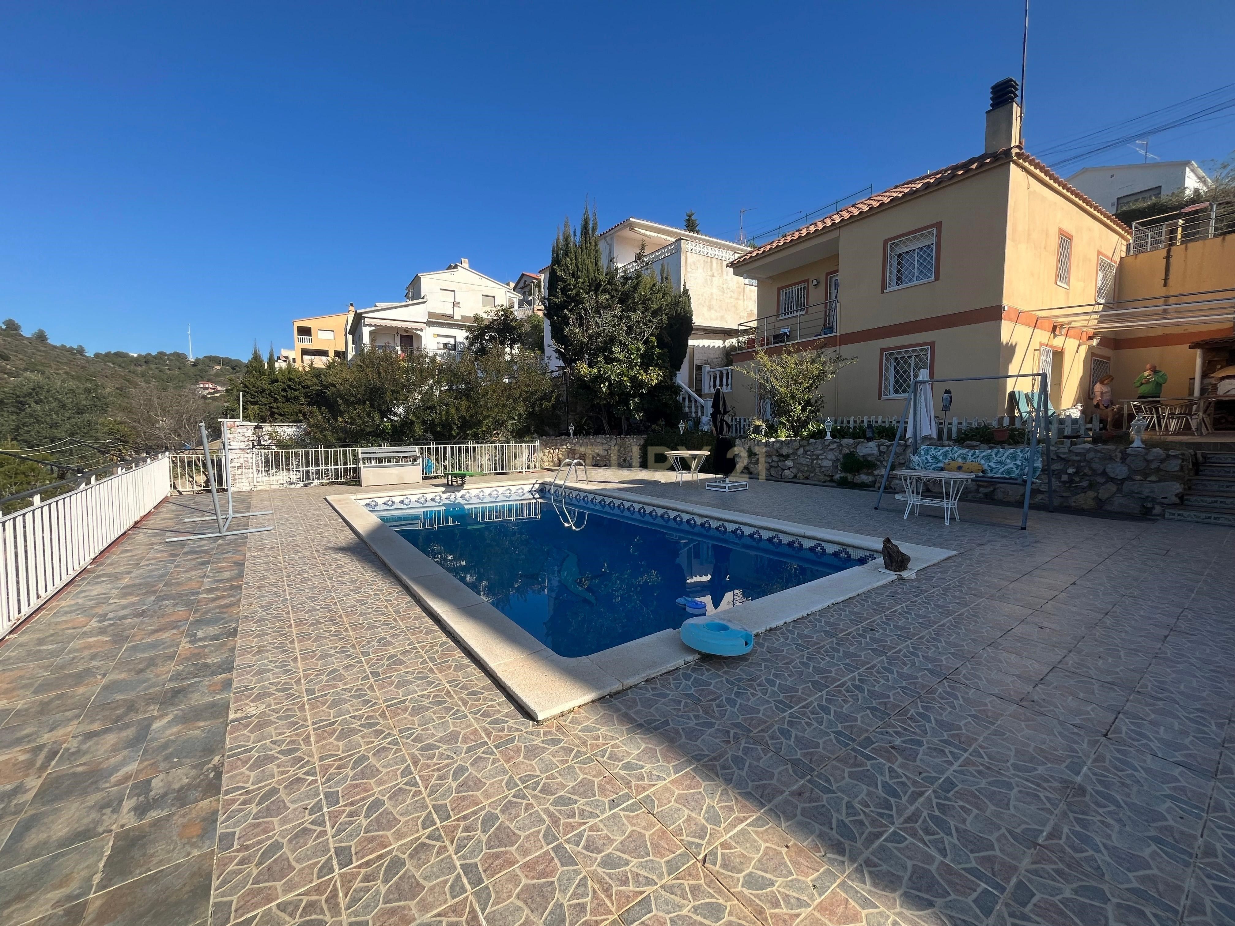 Piscina de Casa o xalet en venda en Calafell