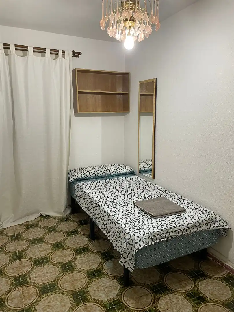 Dormitori de Pis en venda en Alicante / Alacant amb Moblat