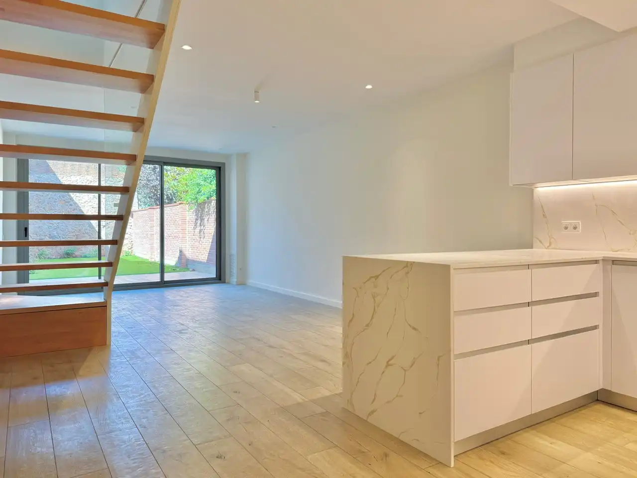 Piso de alquiler en Sabadell con Aire acondicionado, Calefacción y Jardín privado