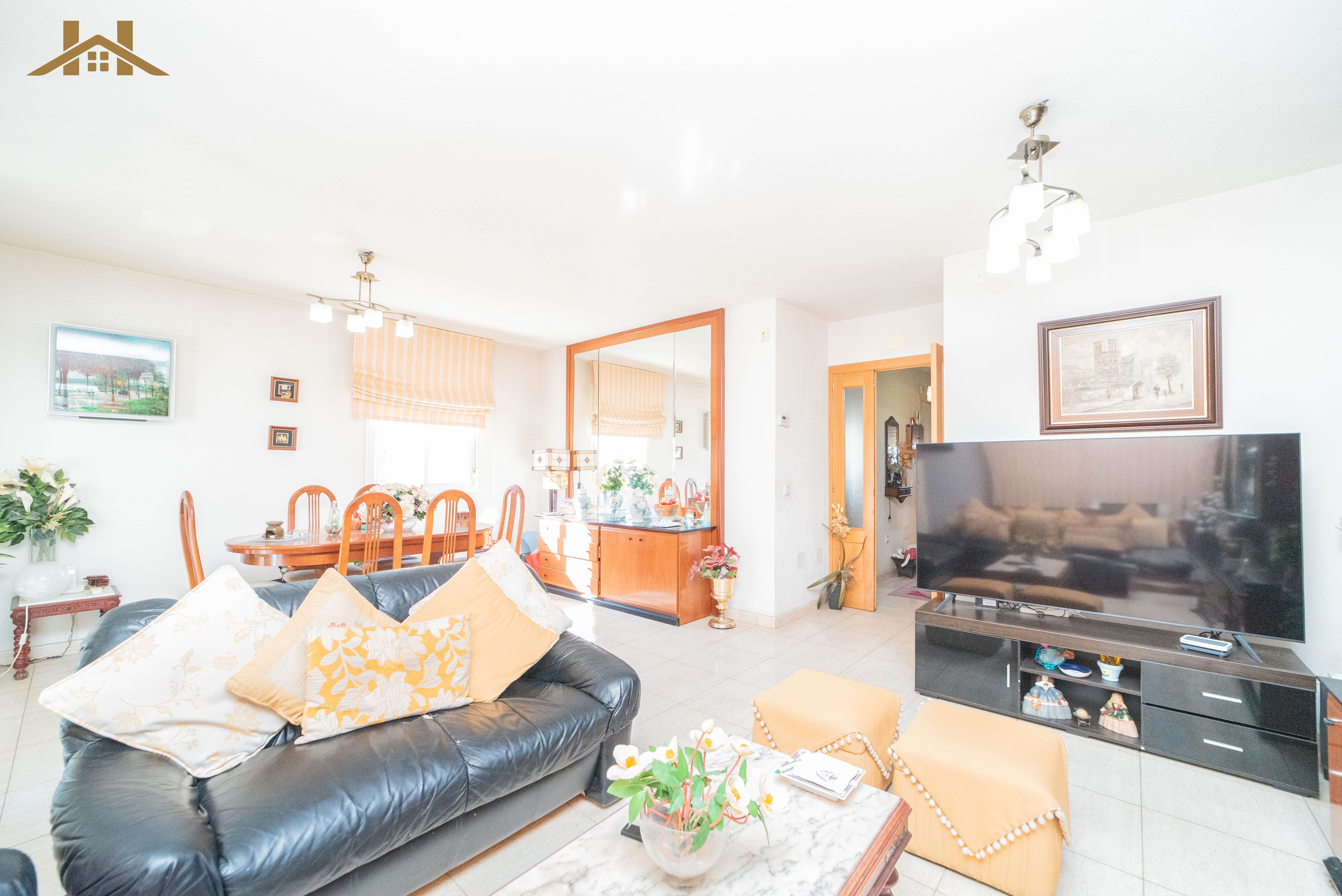 Sala de estar de Casa o chalet en venta en Villanueva de Perales con Aire acondicionado, Calefacción y Jardín privado