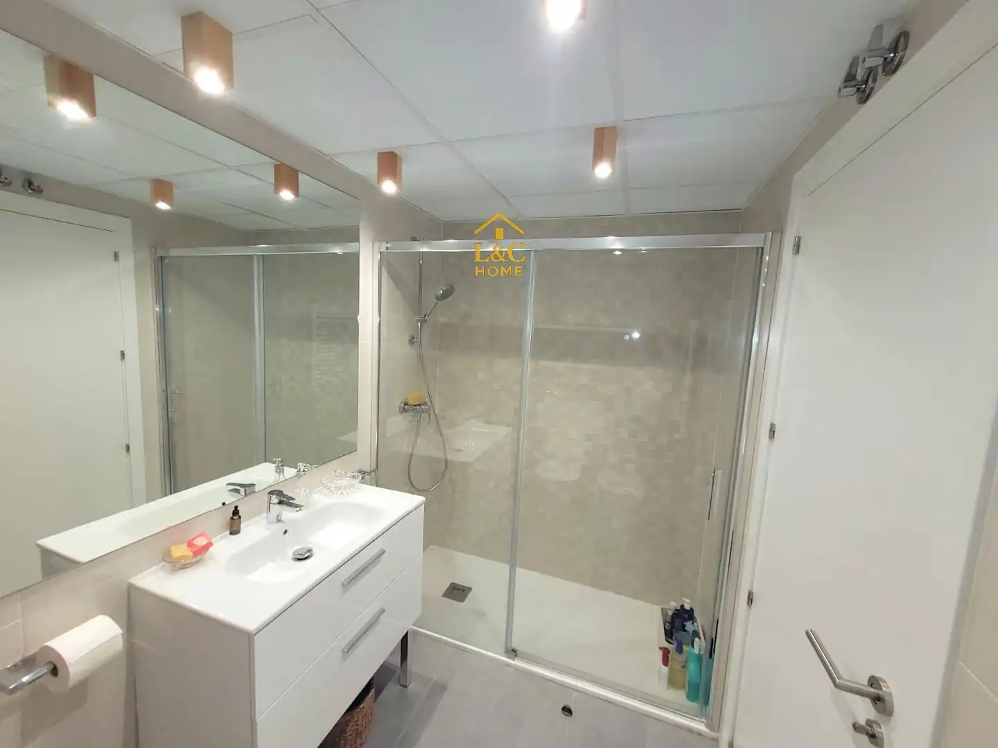Bathroom of Flat for sale in Rivas-Vaciamadrid  with Air Conditioner, Heating and Terrace