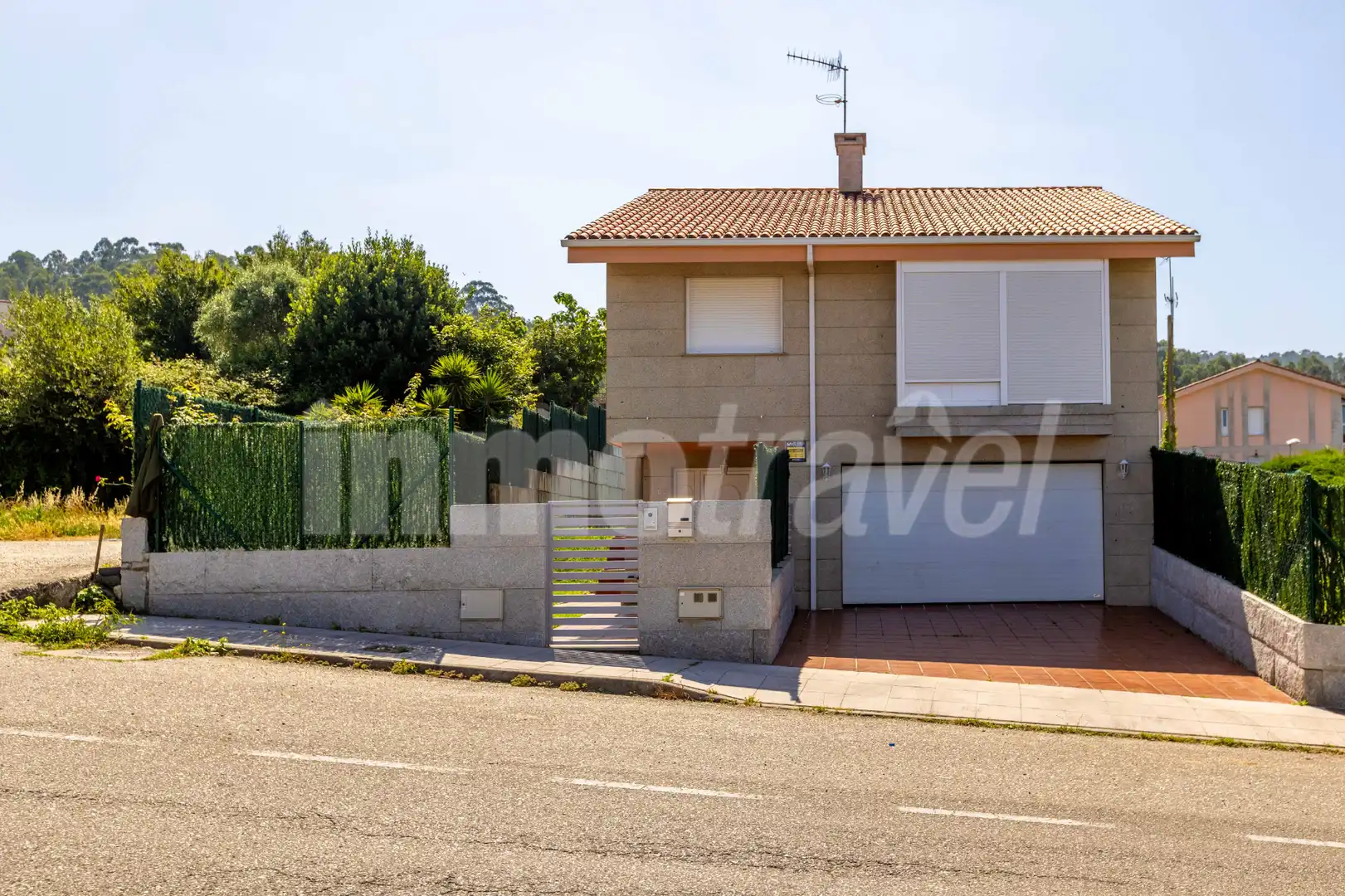 Außenansicht von Haus oder Chalet zum Verkauf in Sanxenxo mit Heizung, Privatgarten und Parkett
