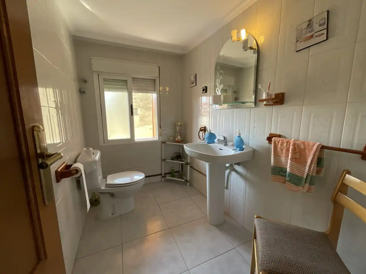 Baño de Casa o chalet en venta en Bañares con Calefacción, Trastero y Amueblado