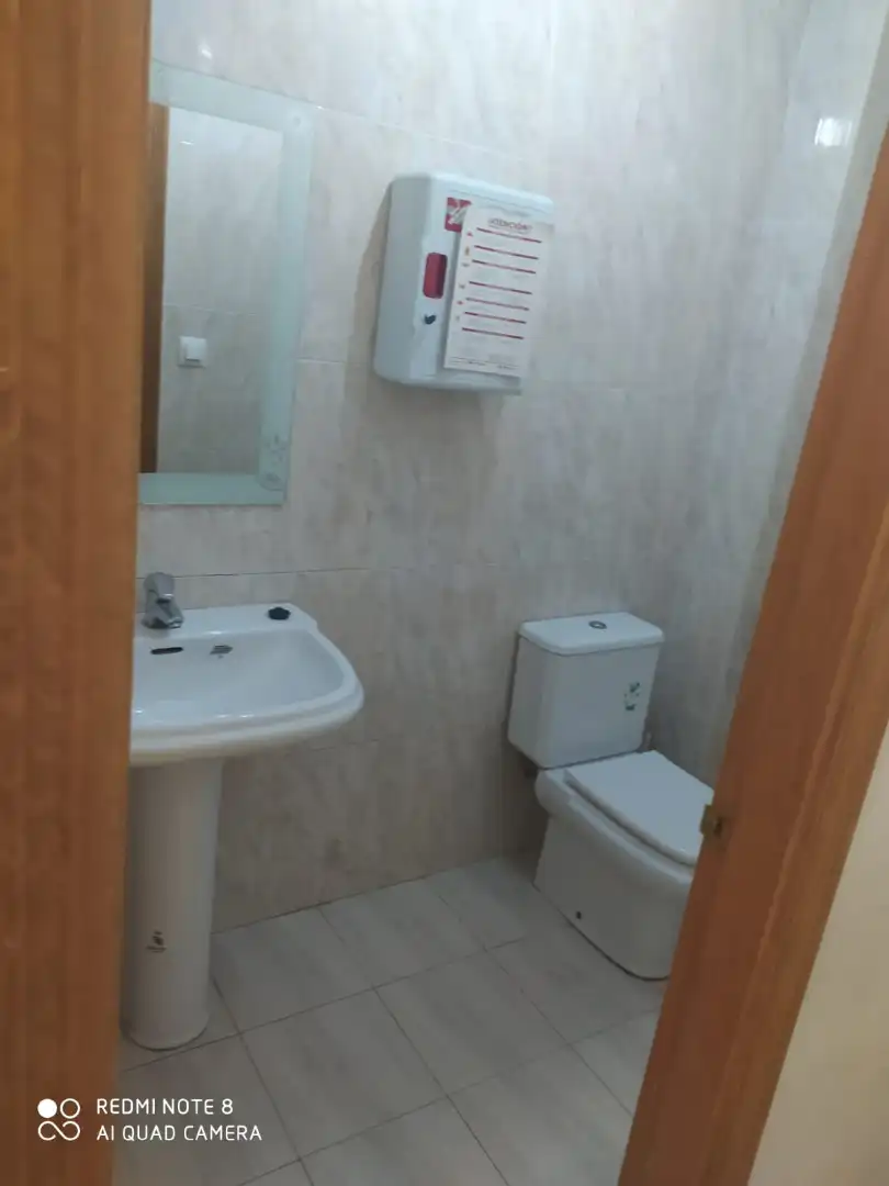 Baño de Local de alquiler en Burjassot