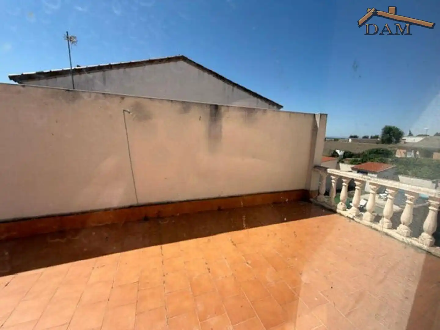 Terraza de Casa adosada en venta en Carmena