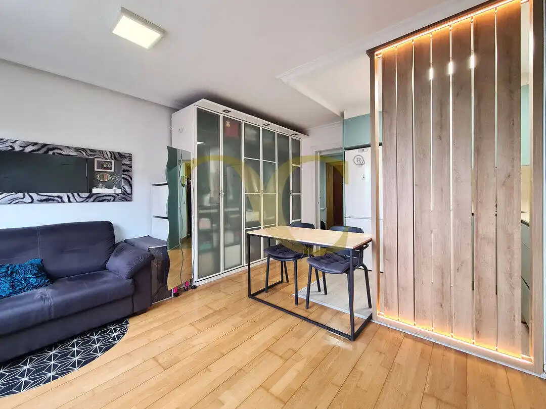 Bedroom of Flat for sale in Oviedo   with Heating, Storage room and Furnished