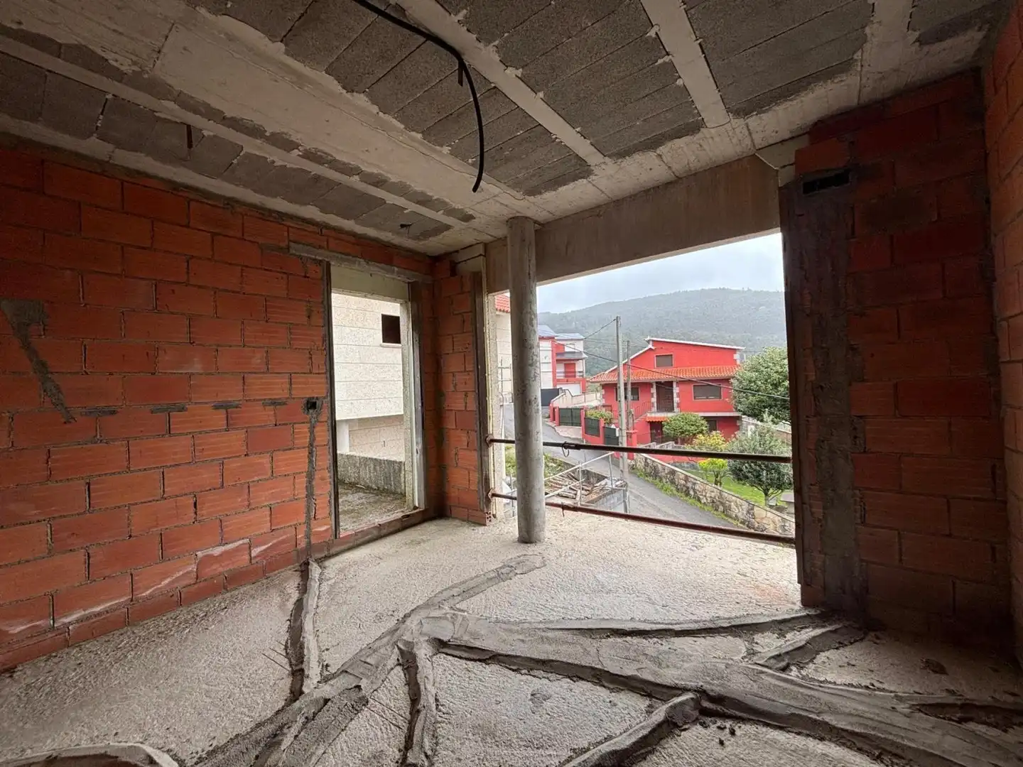 Vista exterior de Casa o xalet en venda en Moaña amb Balcó