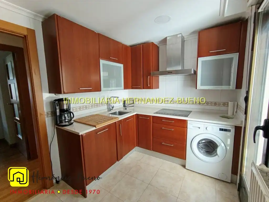 Cocina de Piso de alquiler en Salamanca con Calefacción y Amueblado