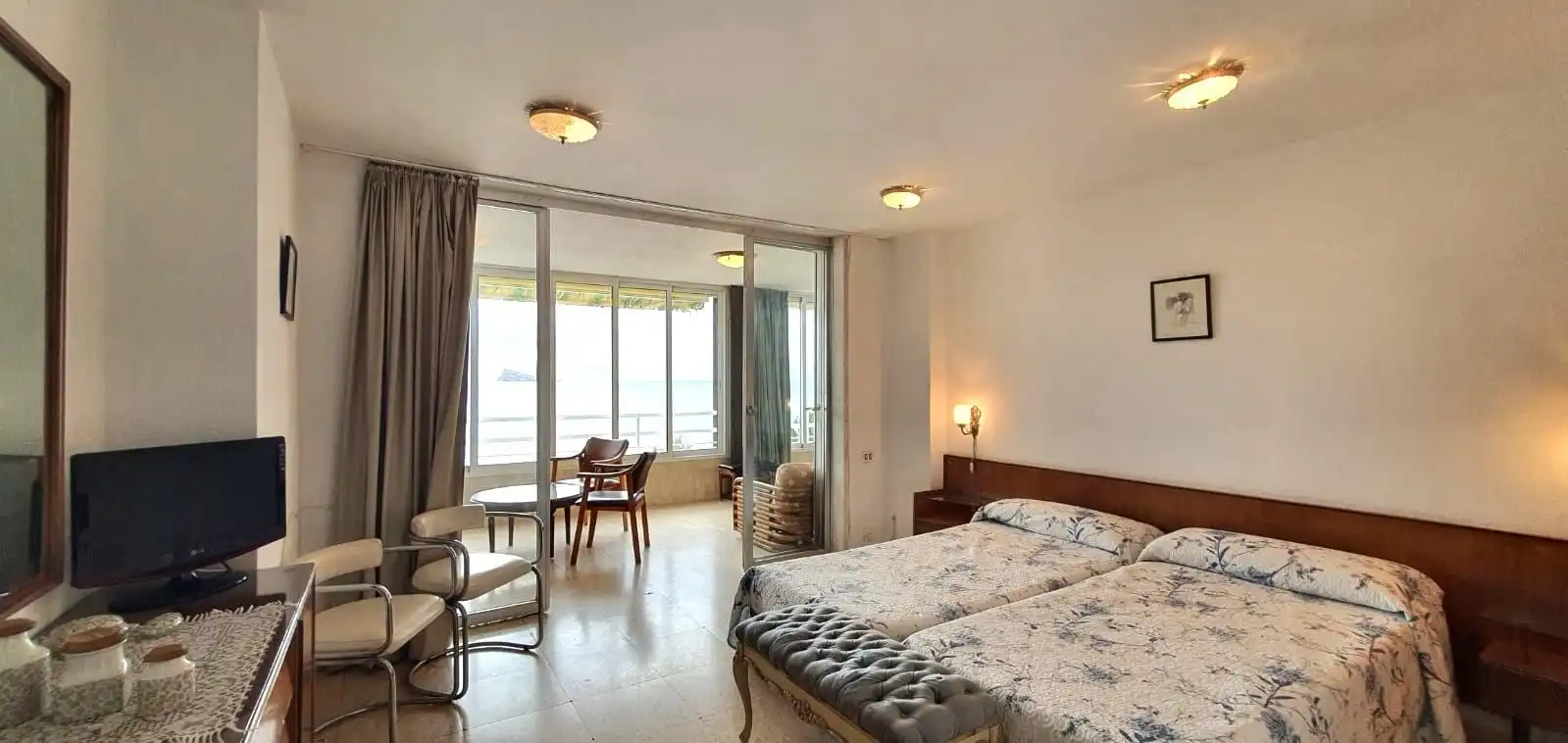 Habitación de Apartamento en venta en Benidorm con Jardín privado, Terraza y Balcón