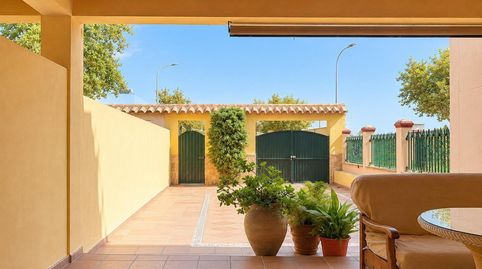 Foto 2 de Casa adosada en venta en La Laguna, Chipiona