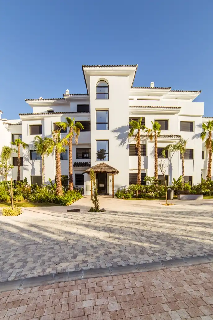 Apartment with pool for sale in Altos de Estepona, imagen 19