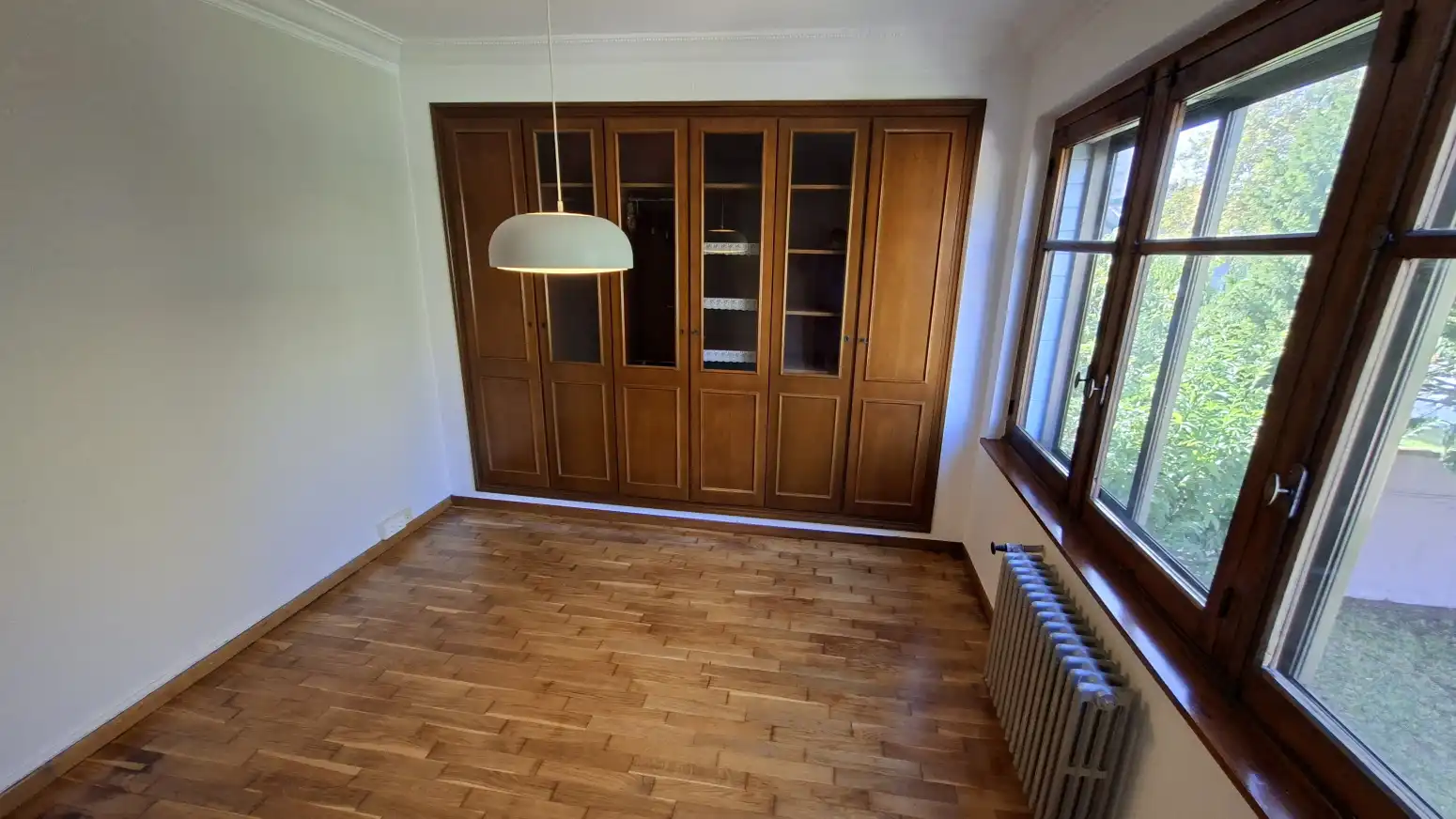 Comedor de Casa o chalet de alquiler en Gijón  con Calefacción, Jardín privado y Parquet