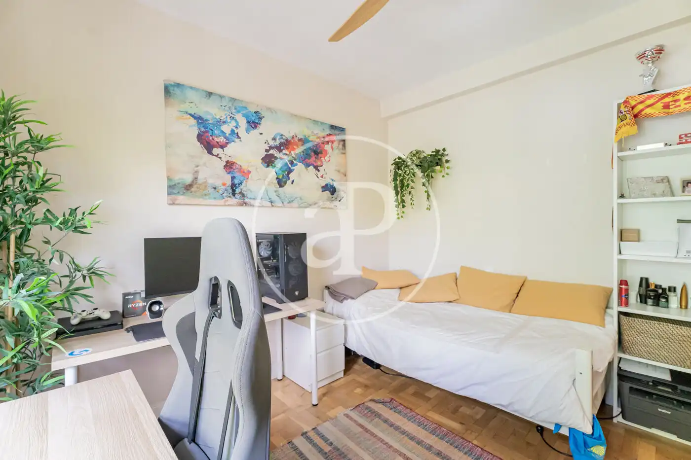 Schlafzimmer von Wohnung zum Verkauf in Madrid mit Klimaanlage, Heizung und Privatgarten