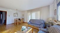 Living room of Flat for sale in Manresa  with Heating, Parquet flooring and Balcony