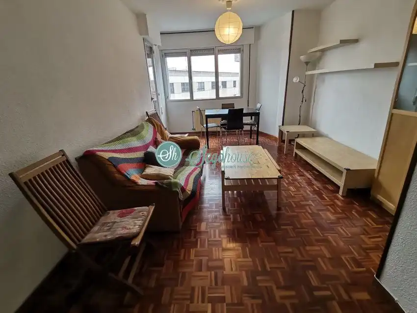 Sala de estar de Piso en venta en Segovia con Calefacción, Parquet y Terraza