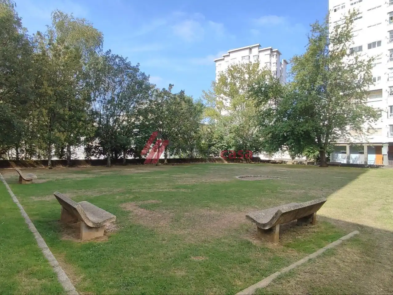 Jardí de Pis de lloguer en Ferrol amb Calefacció i Moblat