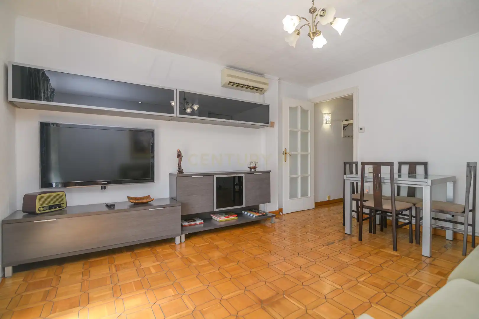 Sala de estar de Apartamento en venta en Sant Feliu de Llobregat